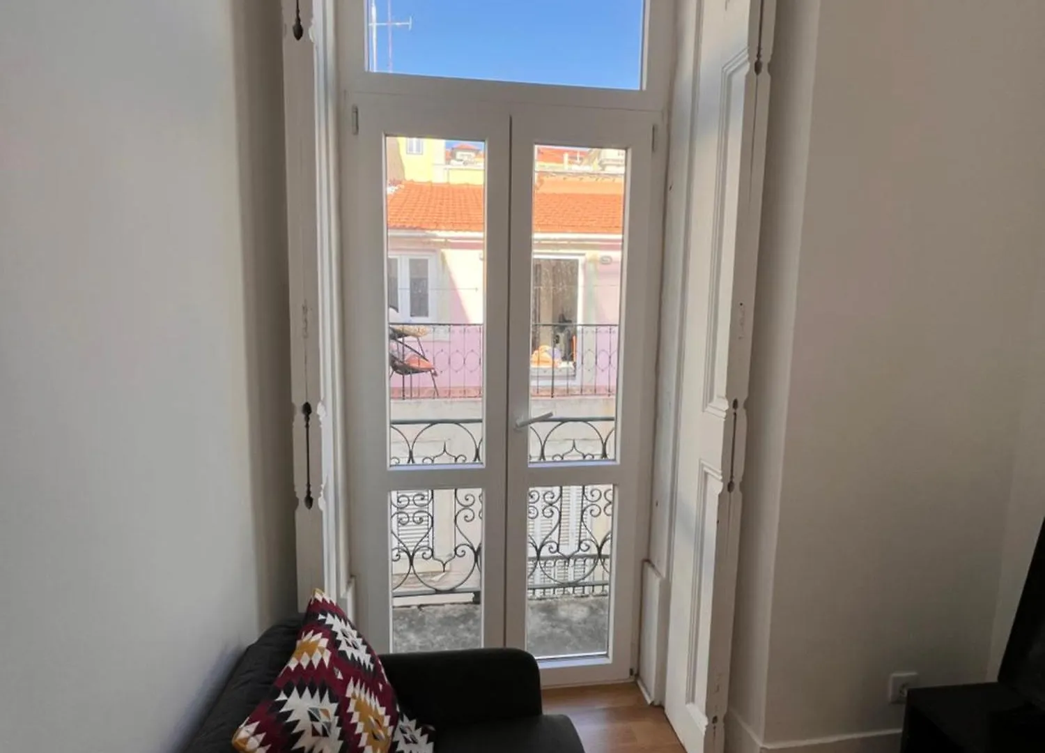 Room Single Lisbon Center Portogallo